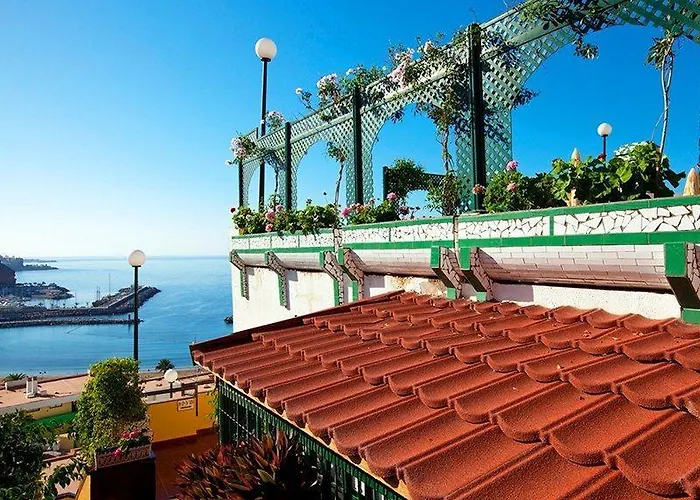 Puerto Principe * Puerto Rico (Gran Canaria)